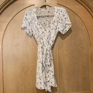 Reformation Ellwood dress in Sinead.